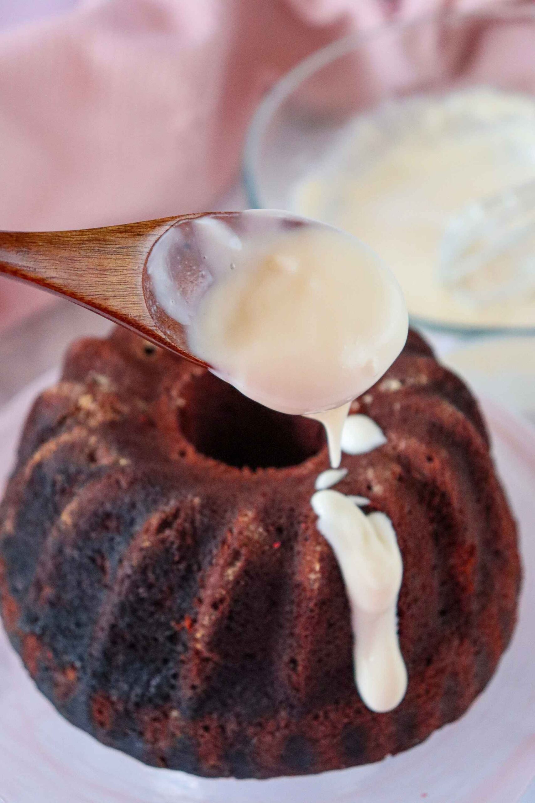 frosted red velvet cake