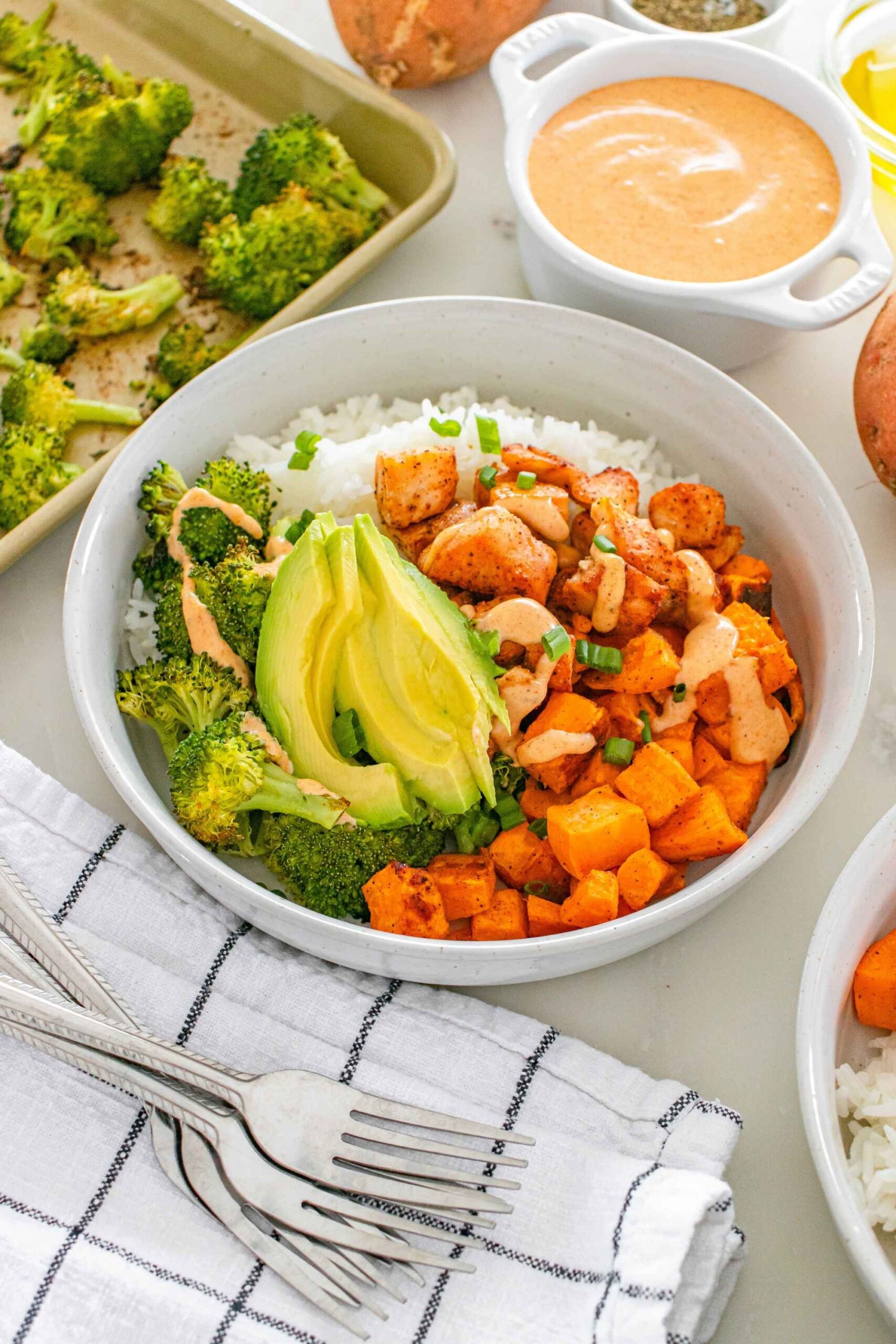 chicken sheet pan bowls