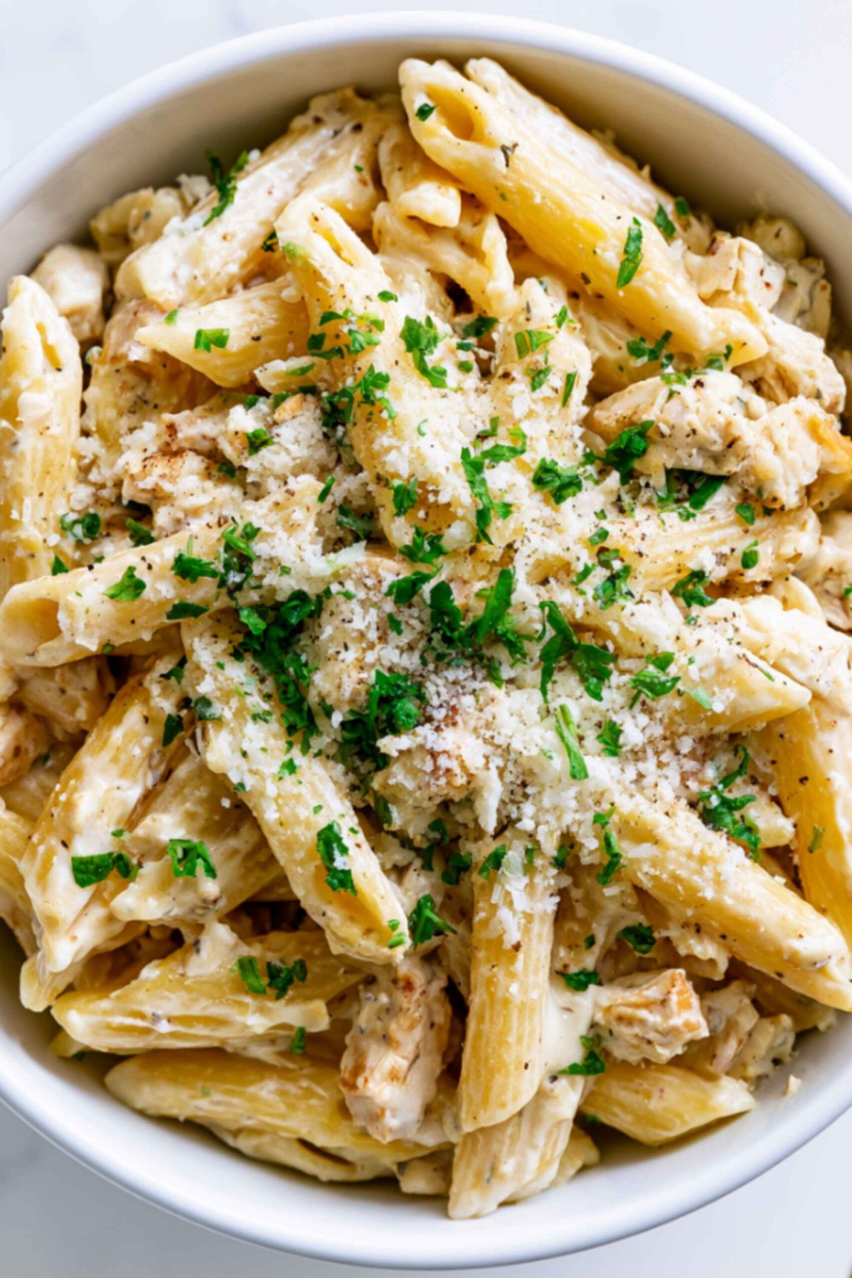 creamy garlic chicken pasta