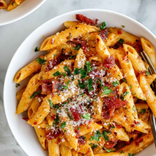 spicy bacon tomato pasta