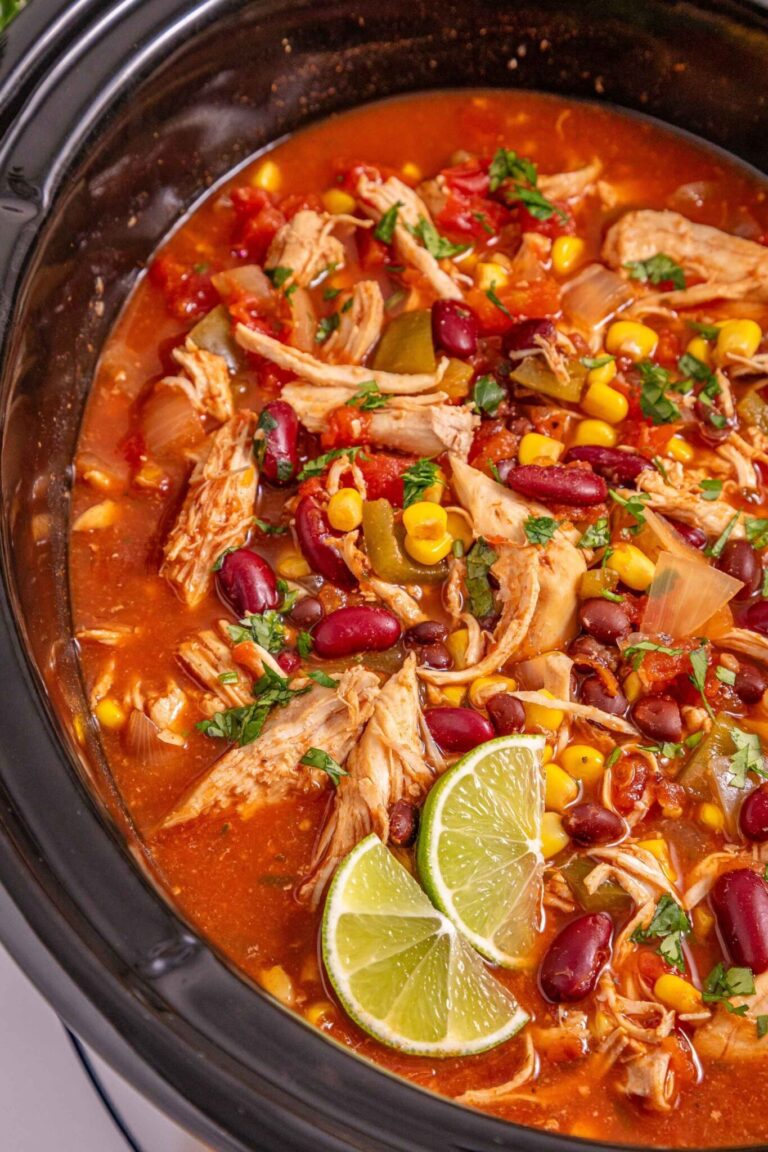 crockpot red chicken chili